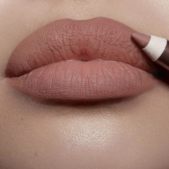 Charlotte Tilbury Lip Liner - Pillow Talk NIB - Picture 3 of 4